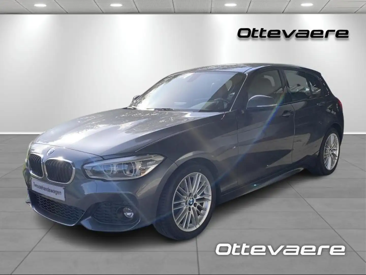 BMW 116 Hatch Grijs - 1