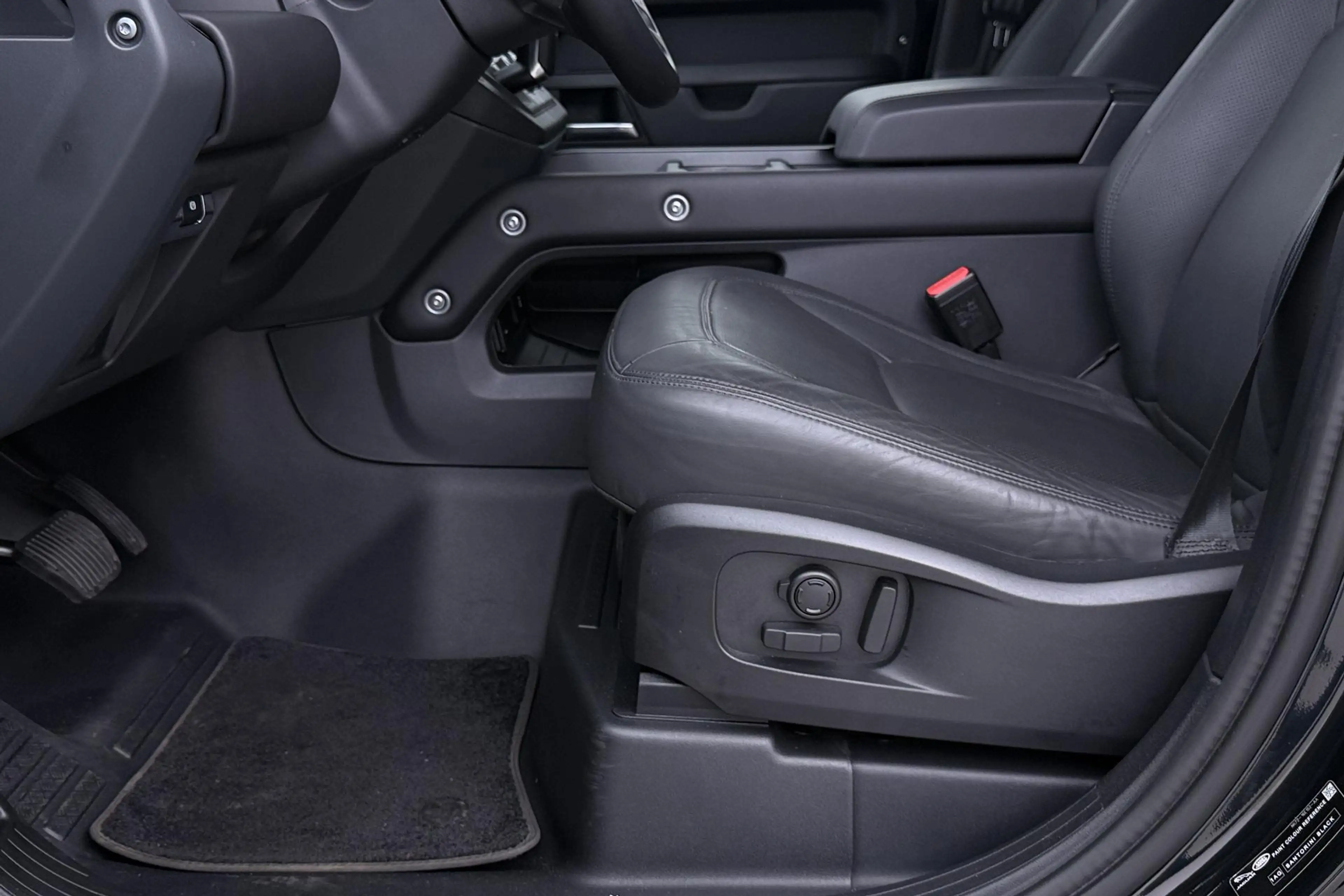 Land Rover Defender 110 P300e X-Dynamic HSE | Meridian Surround | Clea — photo 45