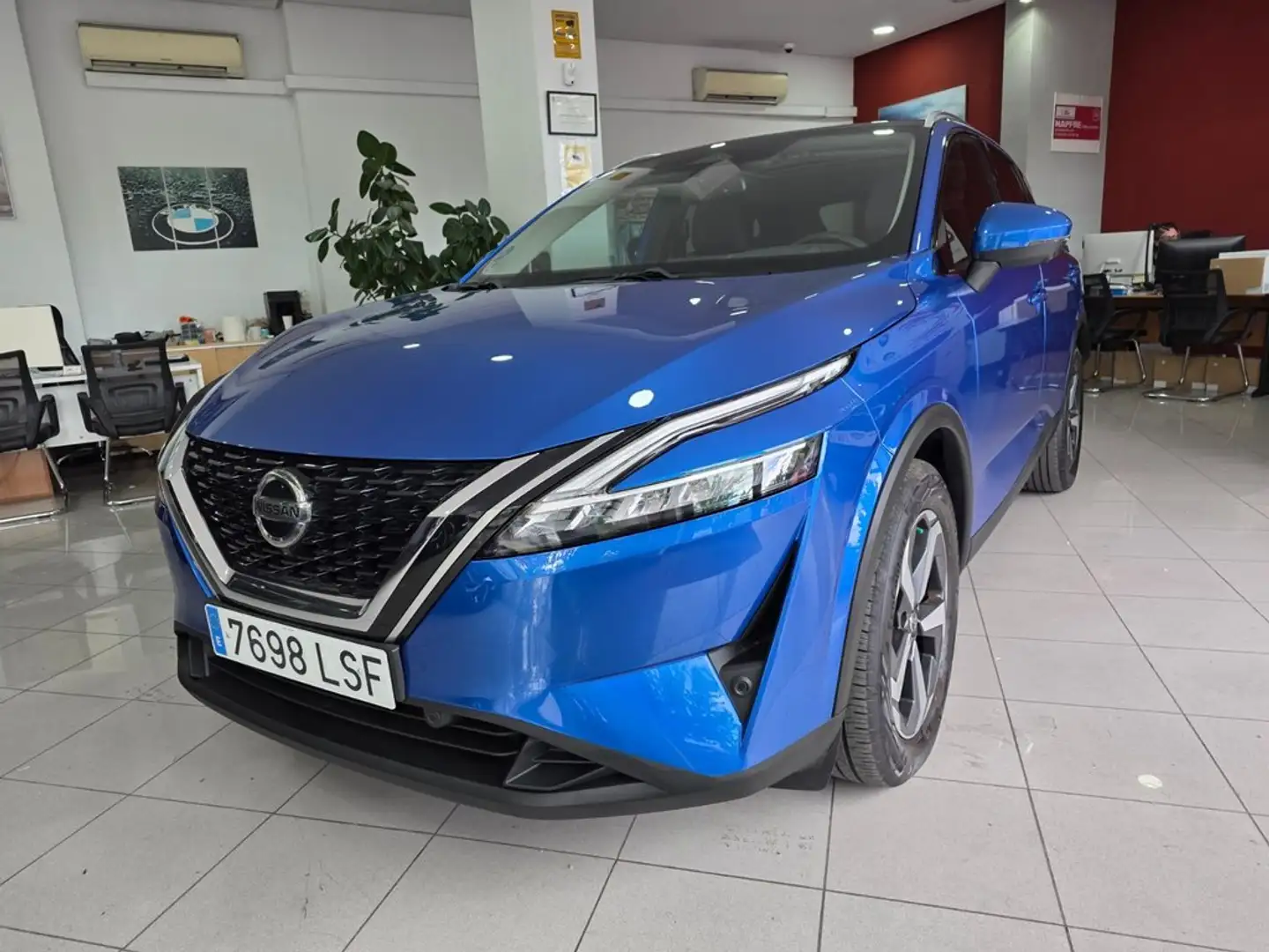 Nissan Qashqai DIG-T 103kW mHEV 4x2 Premiere Edition Azul - 2