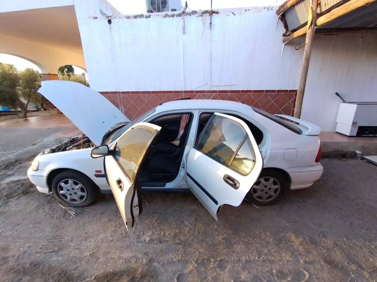 Honda Civic 1.5i VTEC-E, foto 3