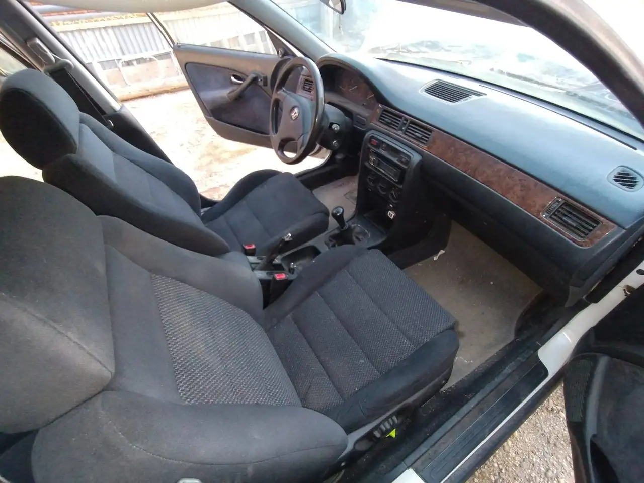 Honda Civic 1.5i VTEC-E, foto 2