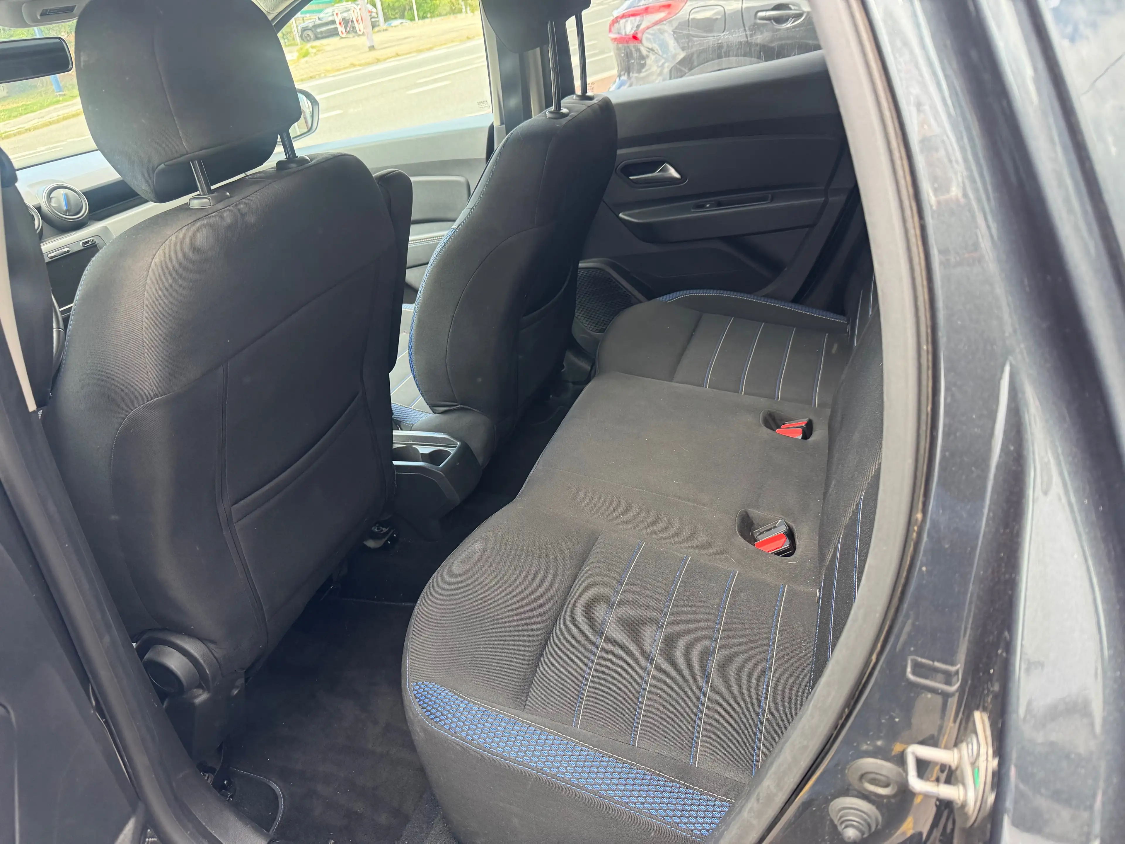 Dacia Duster Duster LPG 1.0 ECO-G Anniversary (EU6d-TEMP) — photo 6