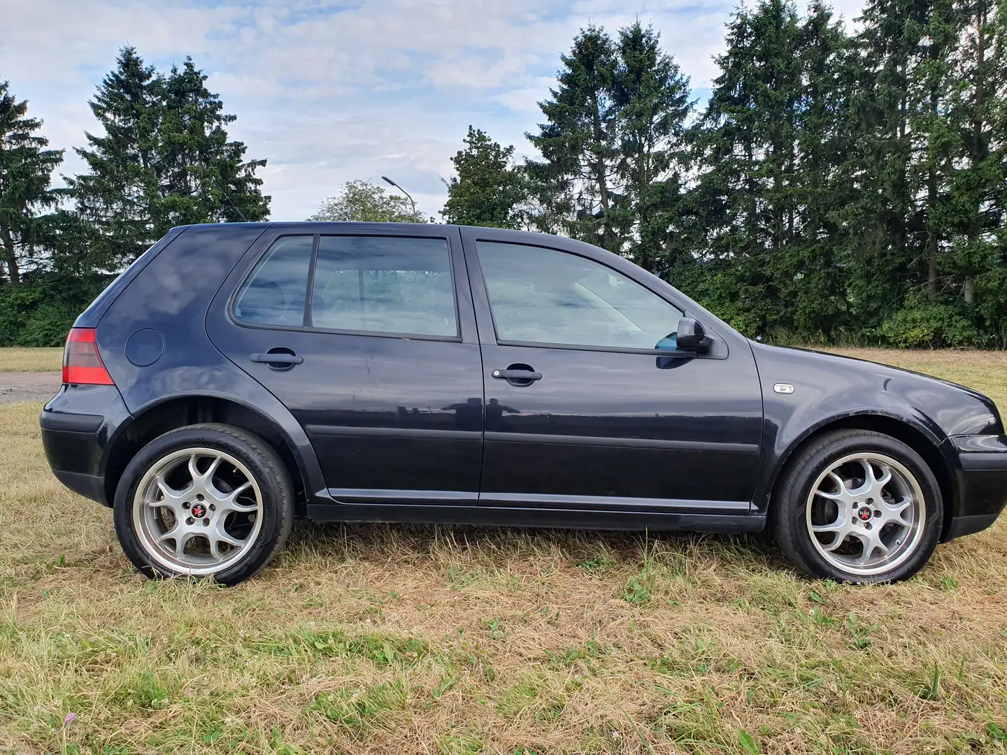 Volkswagen Golf VW Golf 4 IV 1.6 - TÜV neu - Noir - 2