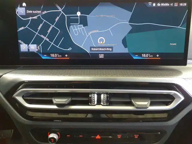 BMW 3 Series view 12