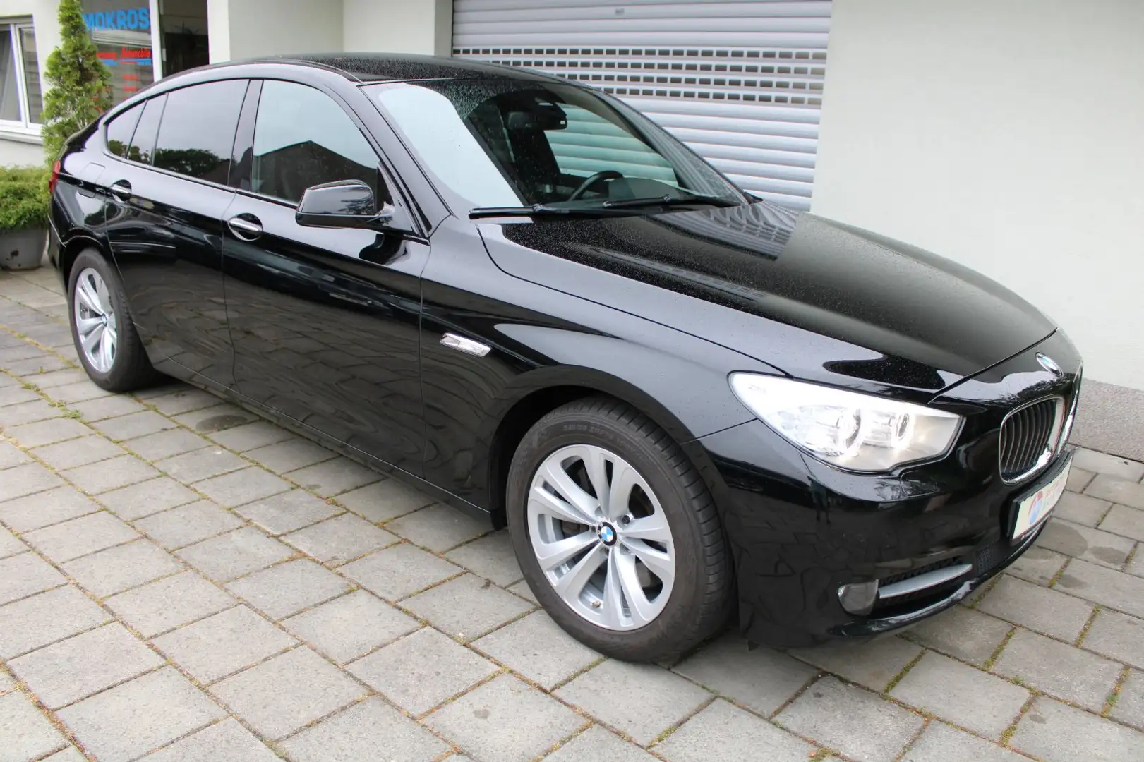 BMW 520 d Gran Turismo Leder NaviProf BiXenon Rückfakam Te Schwarz - 1
