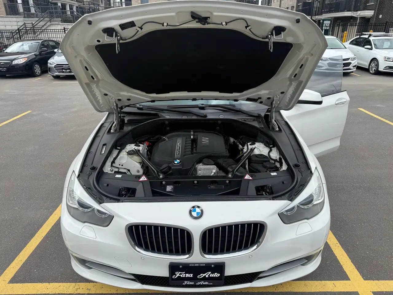 BMW 5 Series снимка BMW 5 Series