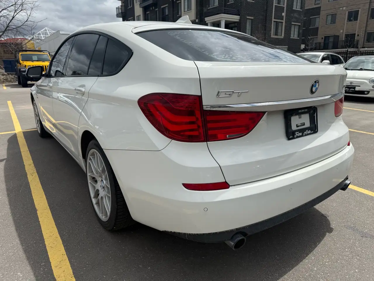 BMW 5 Series снимка BMW 5 Series