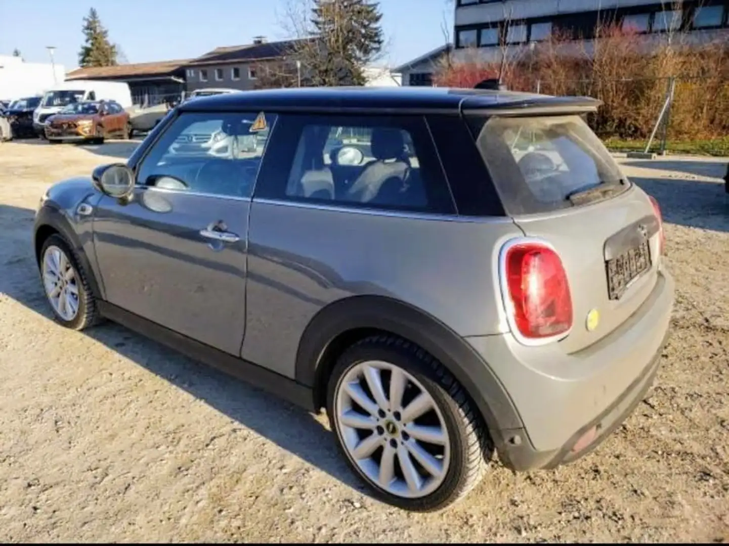 MINI Cooper SE Cooper SE Trim M Grau - 2