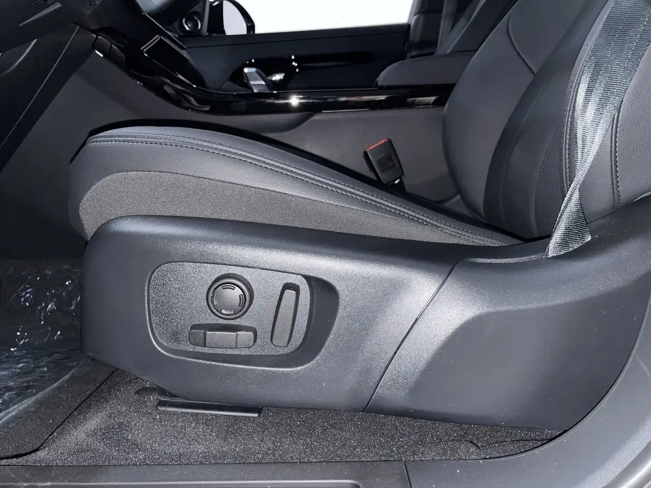 Land Rover Range Rover Evoque снимка Land Rover Range Rover Evoque