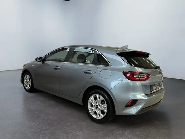 Kia Ceed view 4
