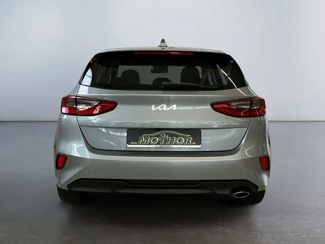 Kia Ceed view 5