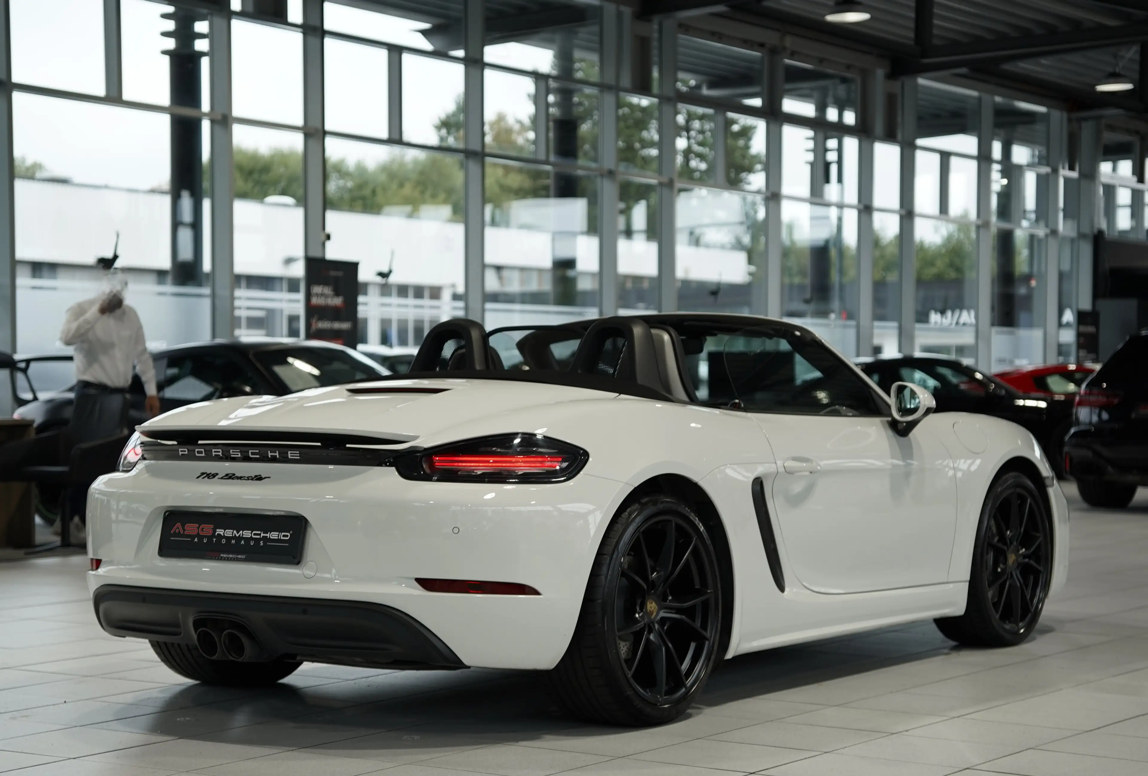 Porsche Boxster 718 2H *20 *S-Chrono *S-AGA *BOSE *PDLS — photo 8