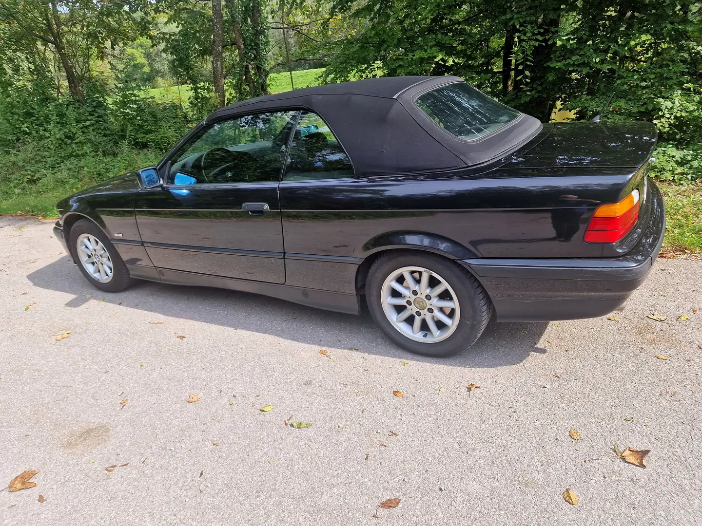 BMW 318 Noir - 2