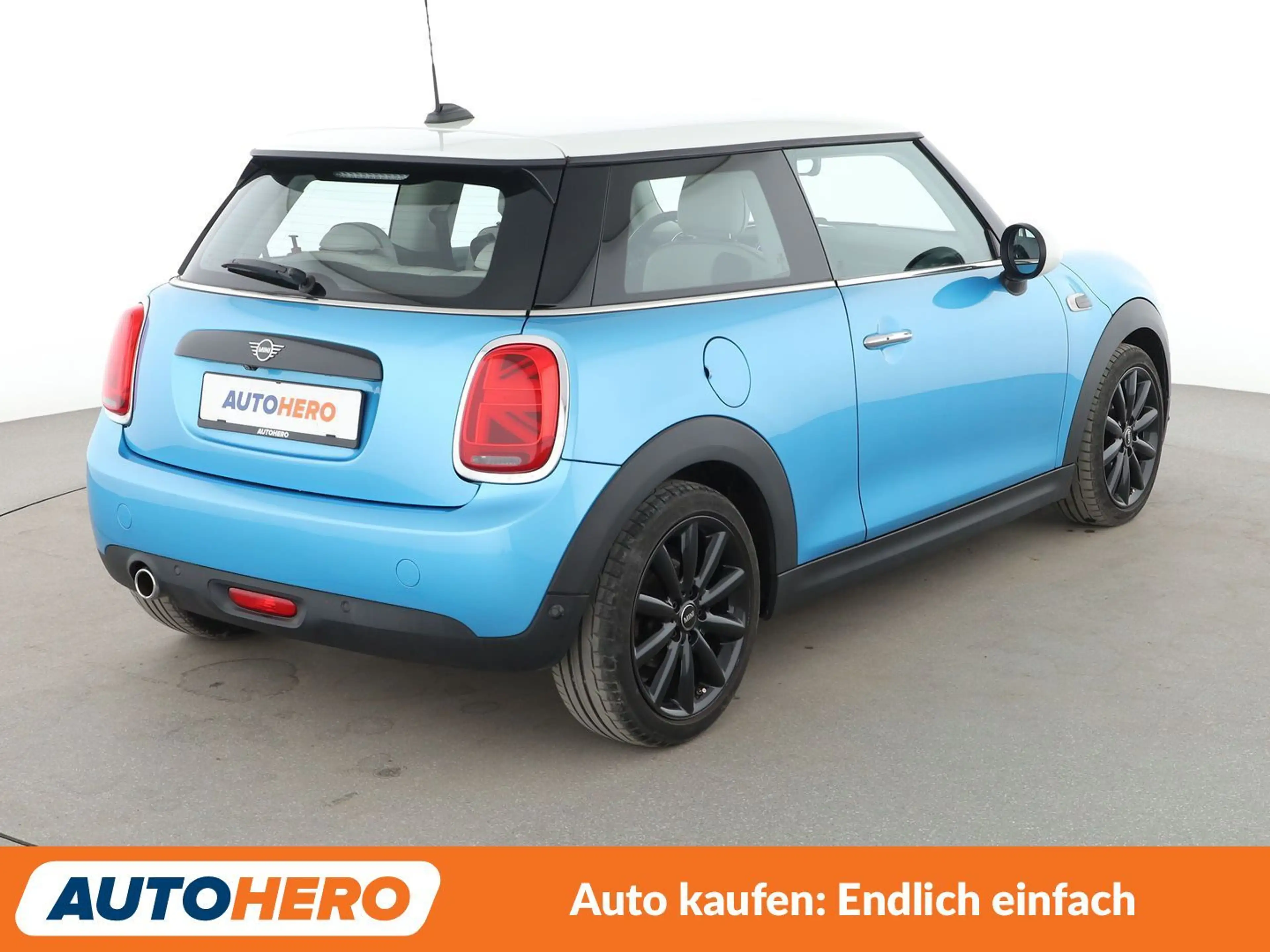 MINI Cooper D Cooper D Aut.*NAVI*HUD*LED* — photo 6