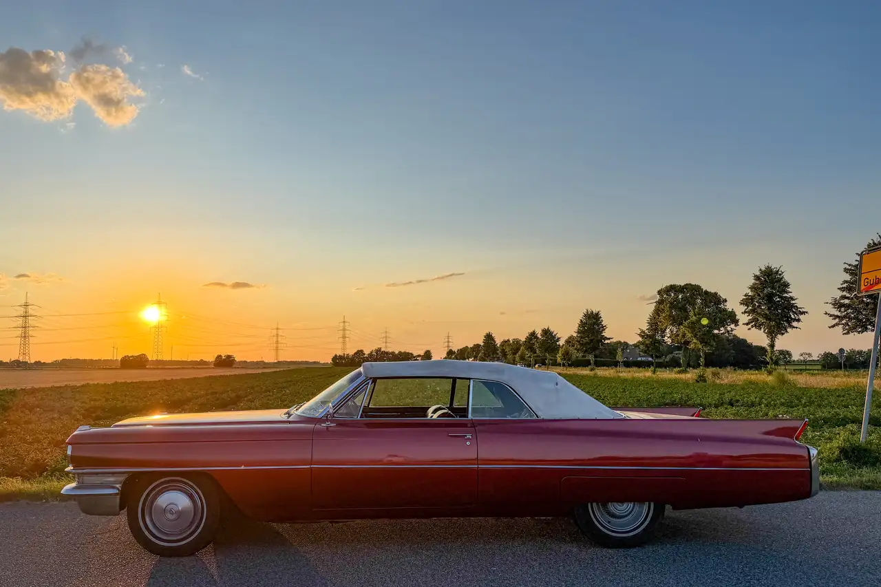 Cadillac Deville, foto 2