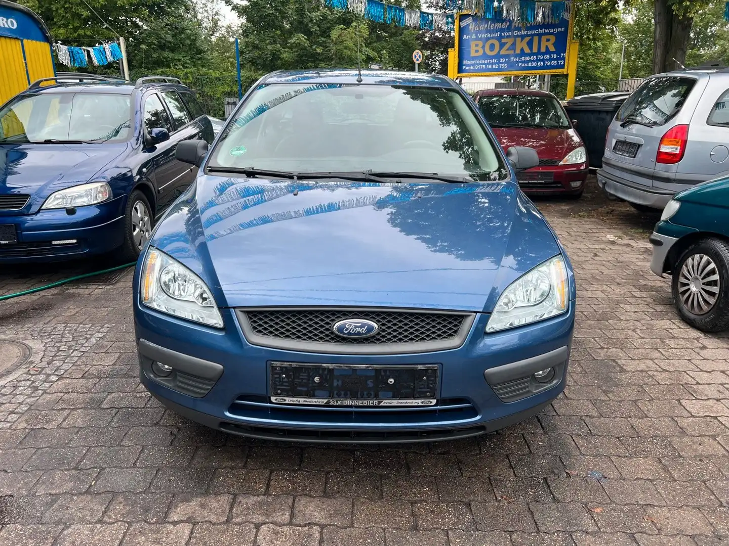 Ford Focus Turnier Trend Tüv  06.2026 AHK KLIMA Синій - 2