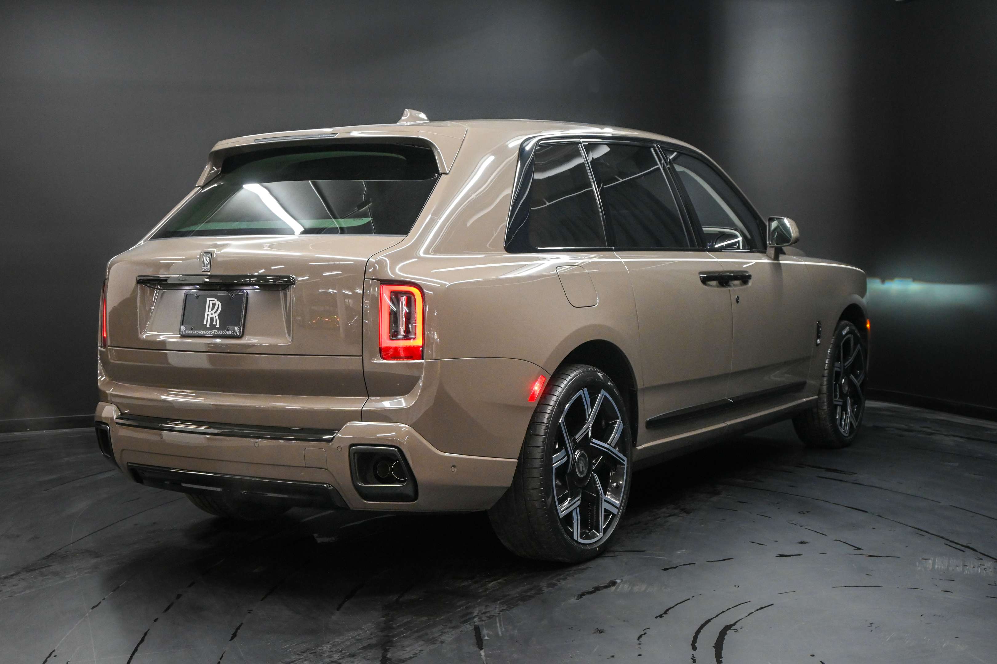 2026 Rolls-Royce Cullinan Black Badge