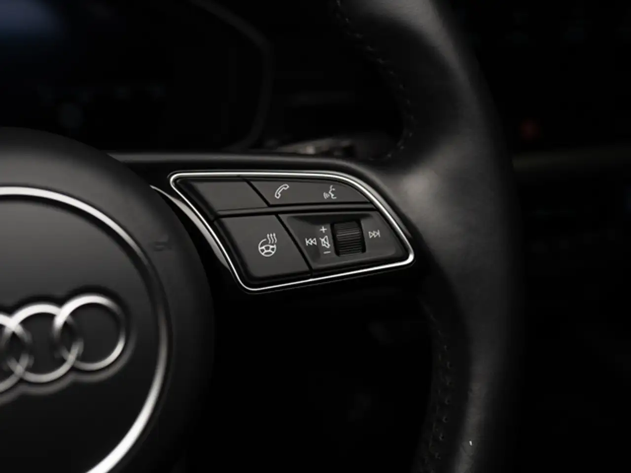 Audi A4 photo Audi A4
