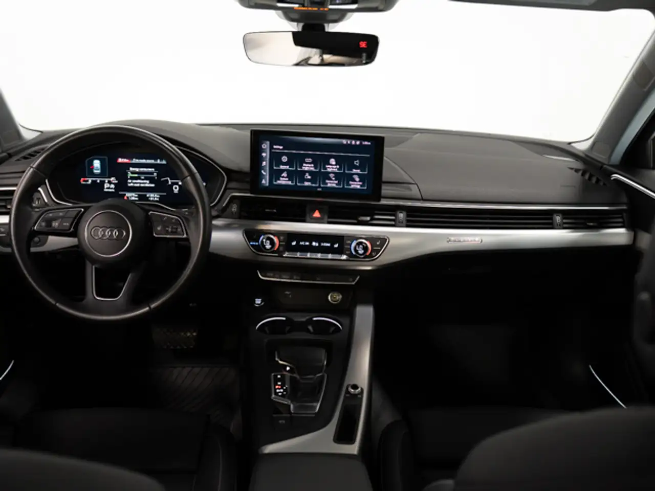 Audi A4 photo Audi A4