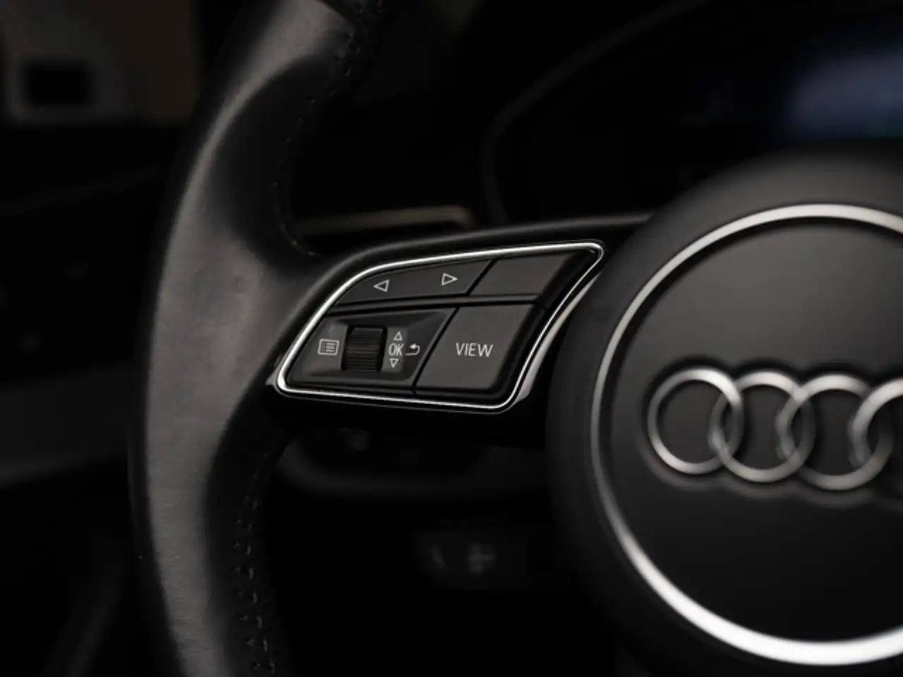 Audi A4 photo Audi A4