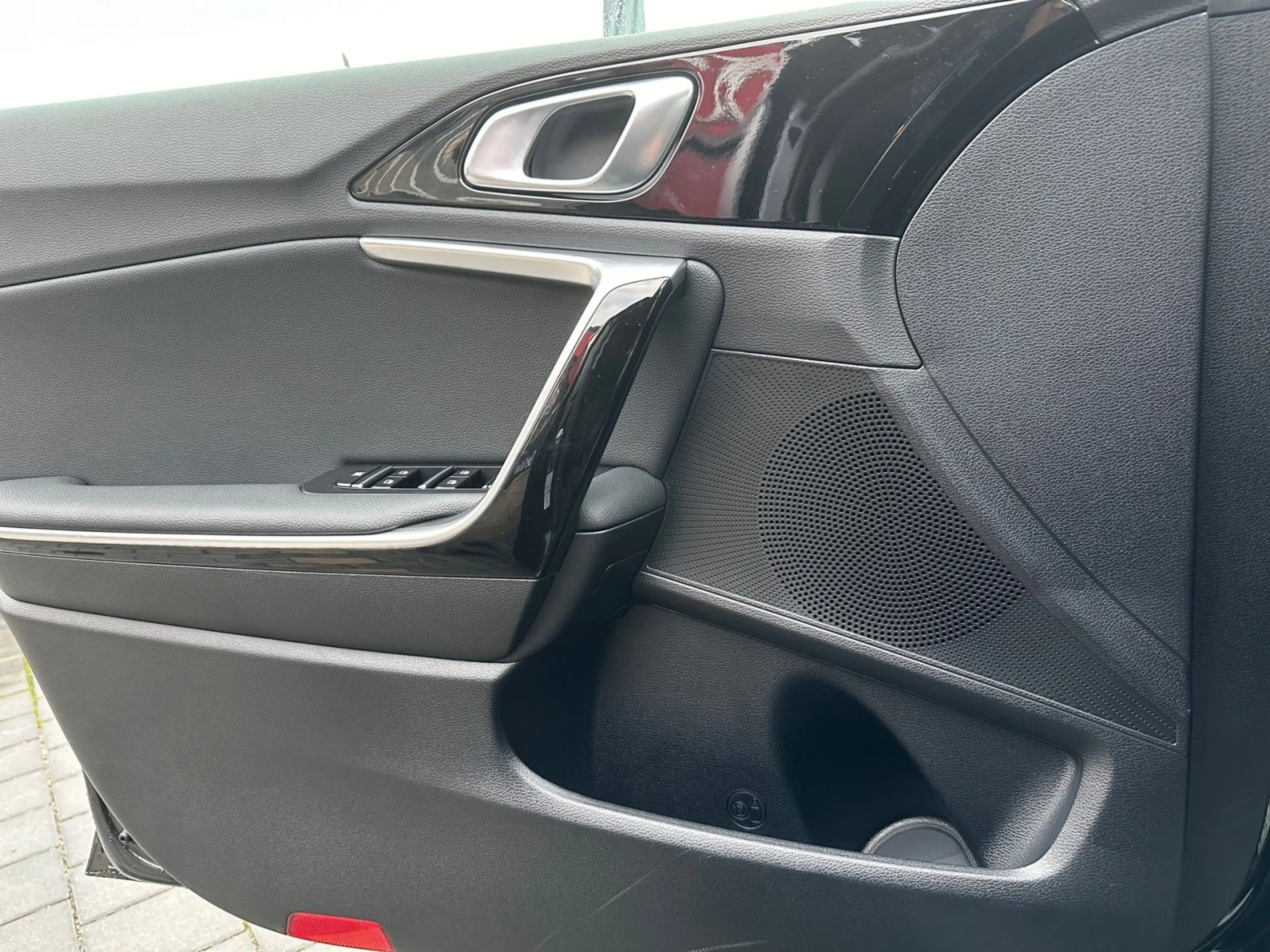 Kia Ceed SW / cee'd SW Ceed Sportswagon | 1.5T-GDI | DCT7 | Vision | AH — photo 13