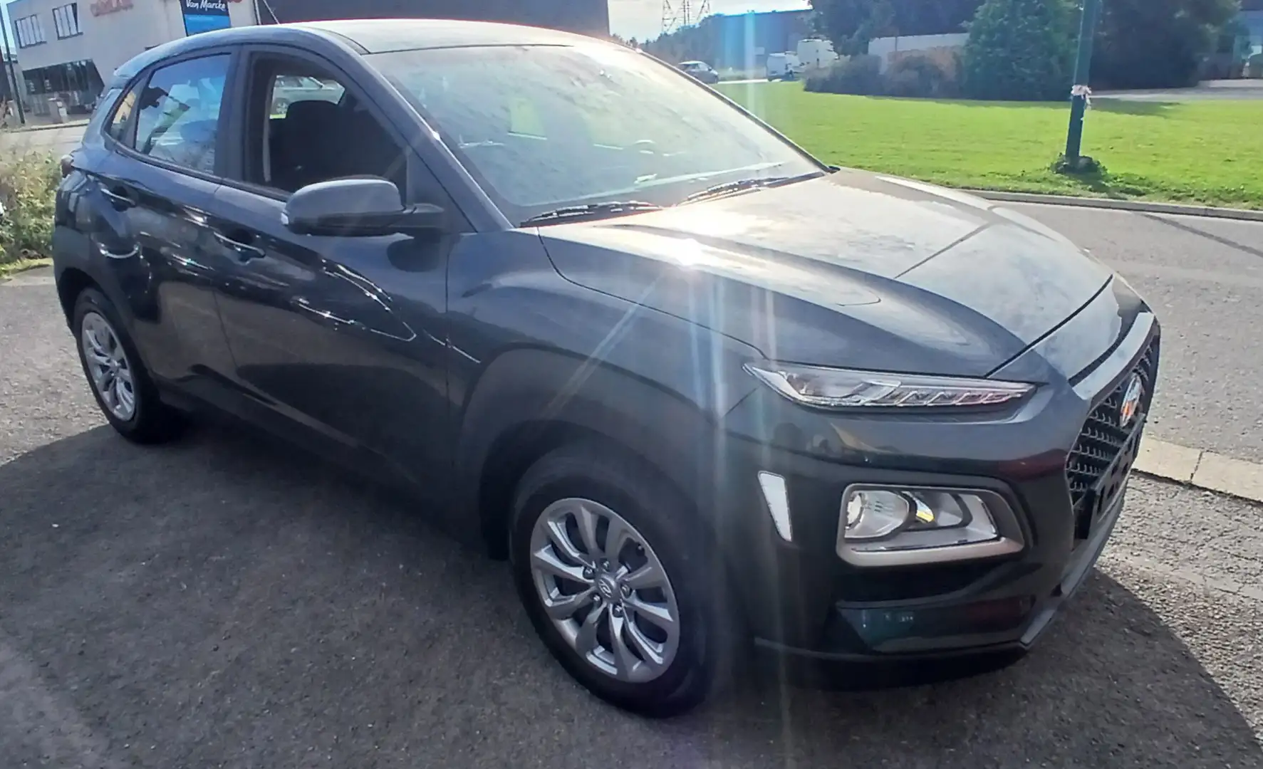 Hyundai KONA 1.0 i 120cv 6 VITESSES 11.OOO km AiRCO optIions Grijs - 2