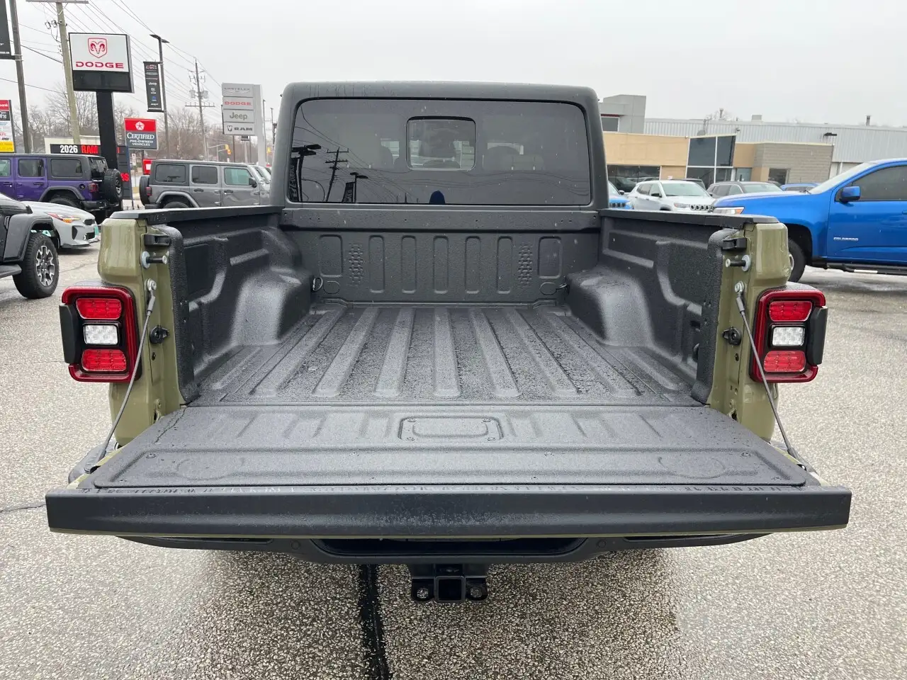 Jeep Gladiator снимка Jeep Gladiator
