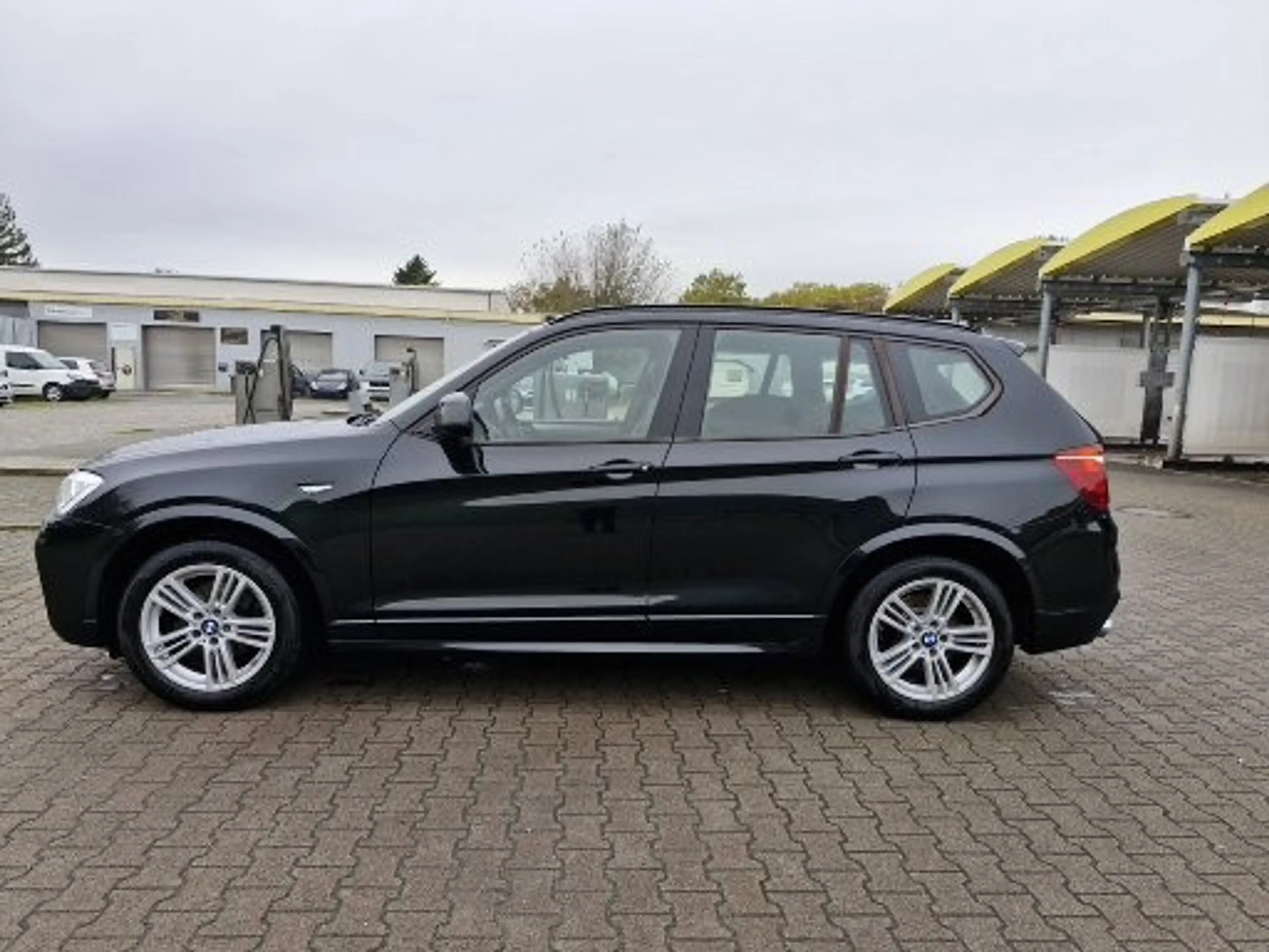 BMW X3 X3 xDrive30d Sport-Aut. xLine M-Line — photo 4