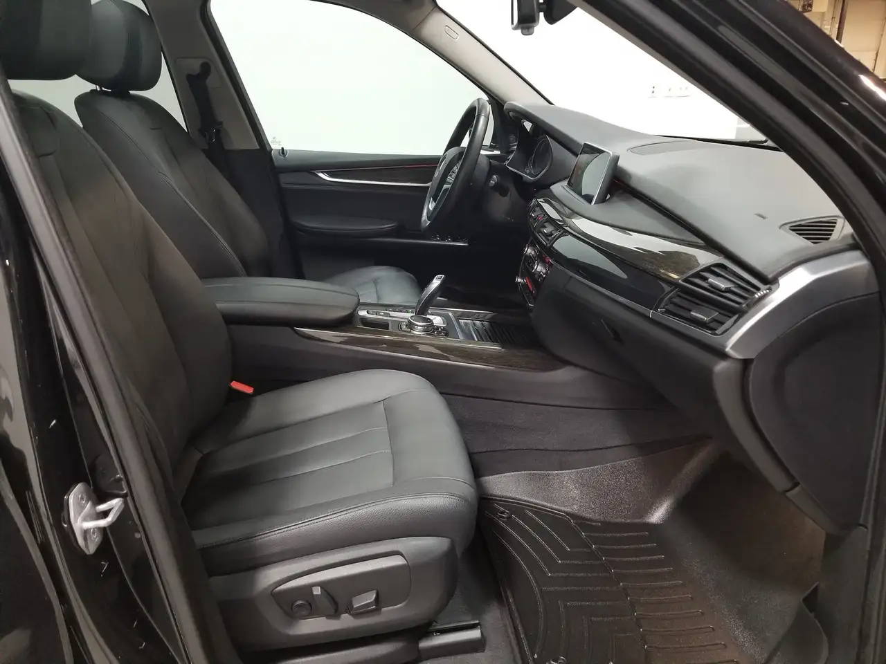 BMW X5 photo BMW X5