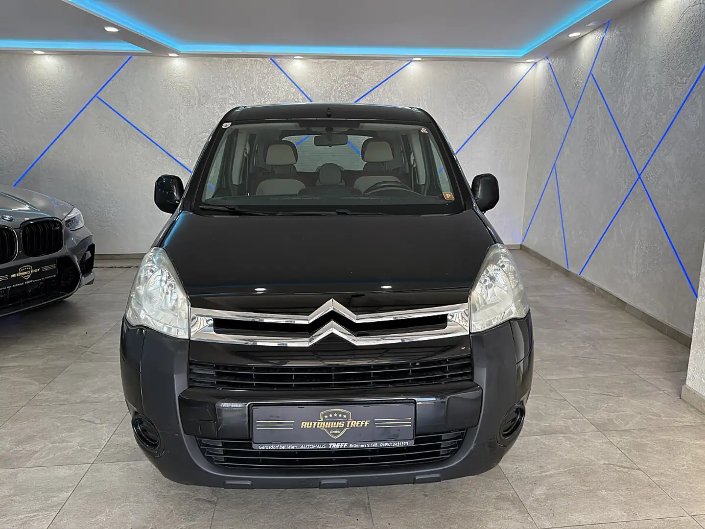 Citroen Berlingo 1,6 16V emotion Schwarz - 2
