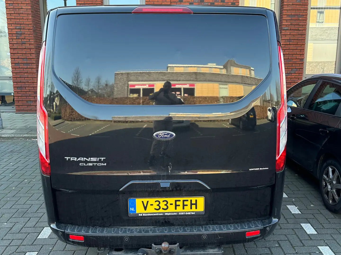 Ford Transit Custom Transit Custom 340 2.0 TDCI L2H2 Tr Zwart - 2