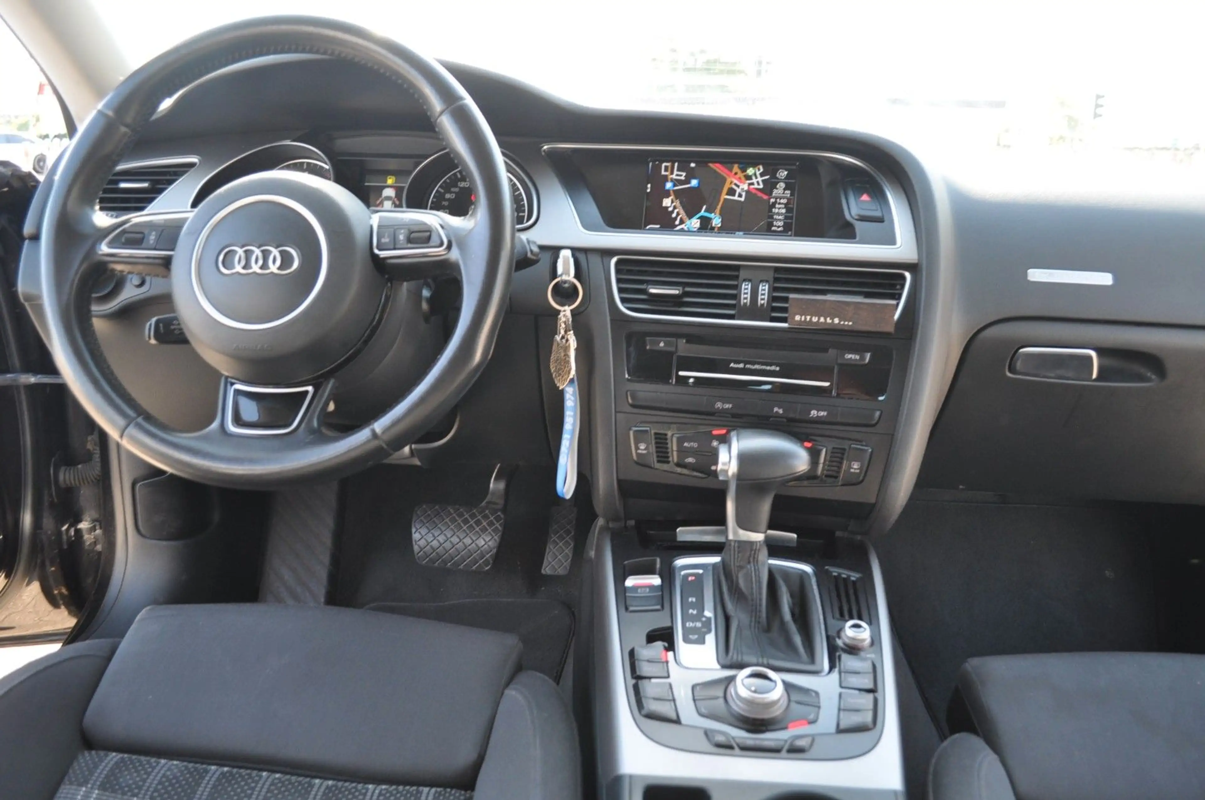 Audi A5 Sportback 2.0 TDI quattro — photo 9