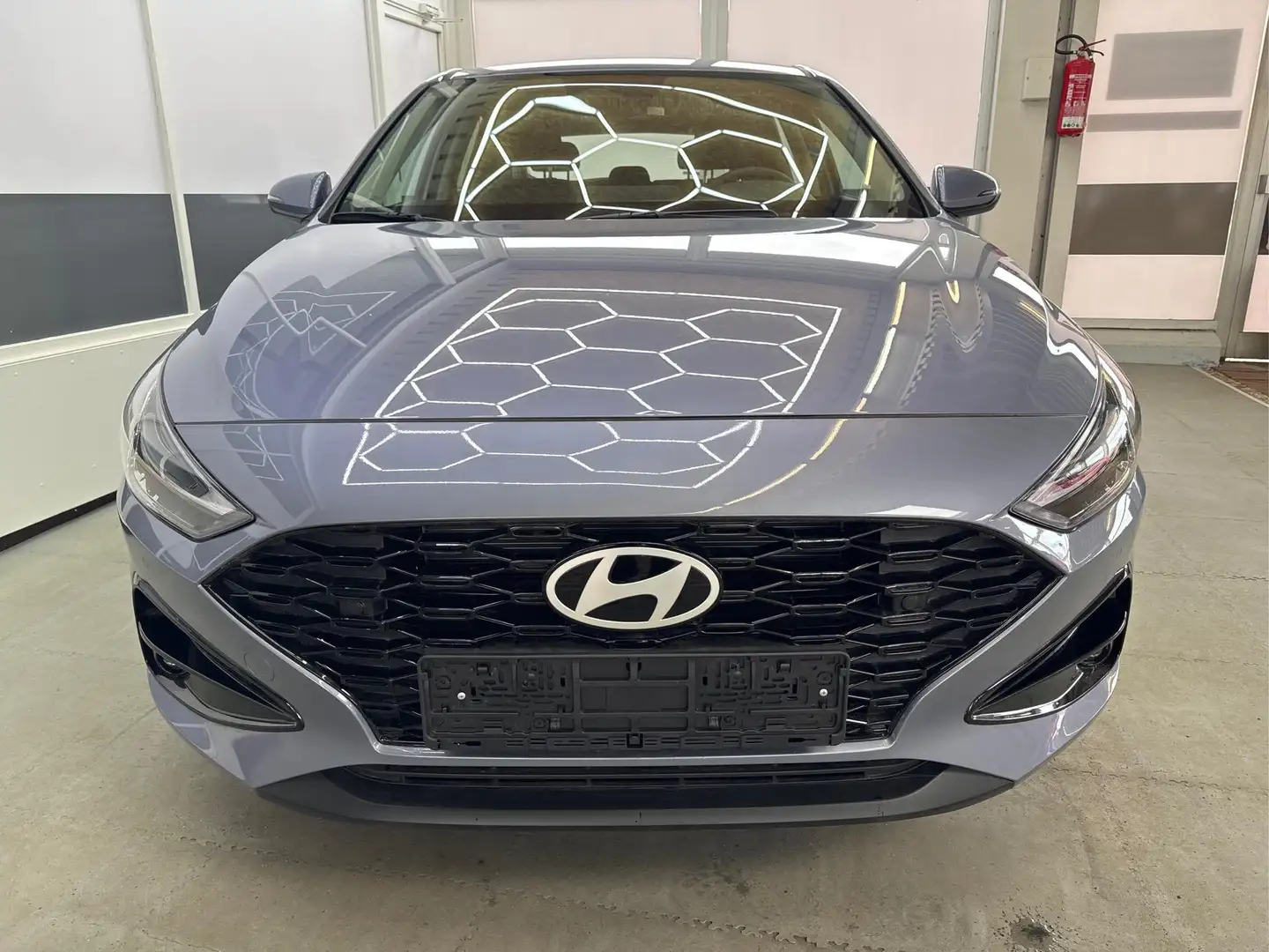 Hyundai i30 STYLE NAVI LED RFK PDC 1.5 MPI 70,6kW96PS EURO6... Blau - 2