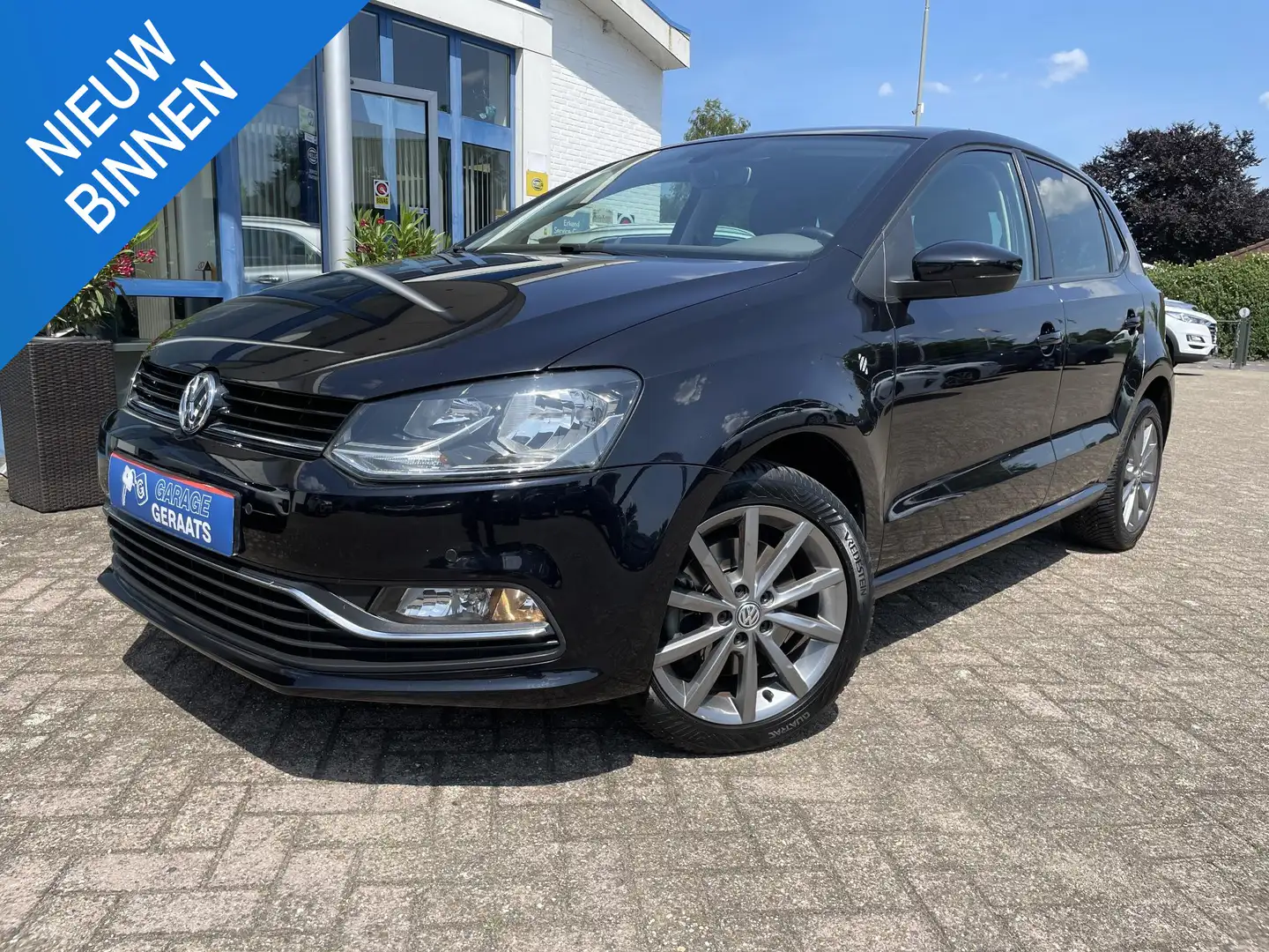 Volkswagen Polo 1.2 TSI First Edition | Cruise controle, Airco, Pa Černá - 1