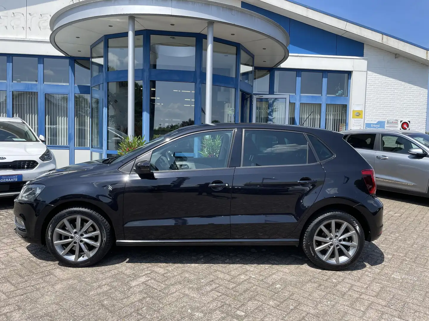 Volkswagen Polo 1.2 TSI First Edition | Cruise controle, Airco, Pa Černá - 2