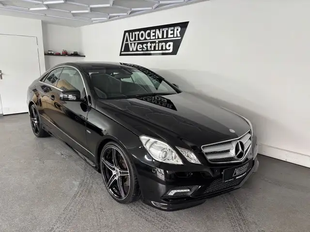 Mercedes-Benz E 200 CGI BlueEfficiency*AMG Paket*Leder*2.Hand