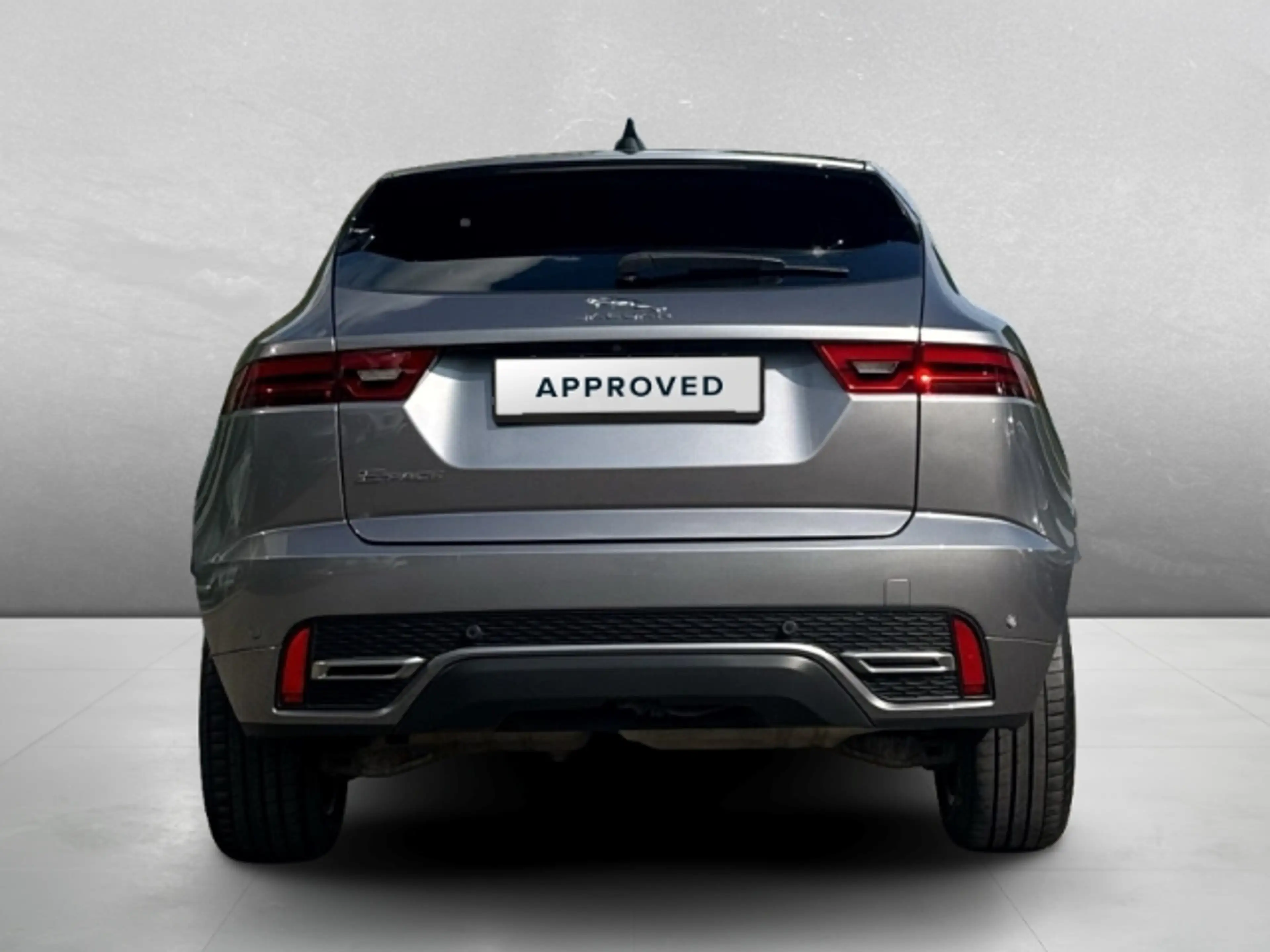 Jaguar E-Pace R-Dynamic SE AWD AD AHK-el. klappb. Panorama Navi — photo 7
