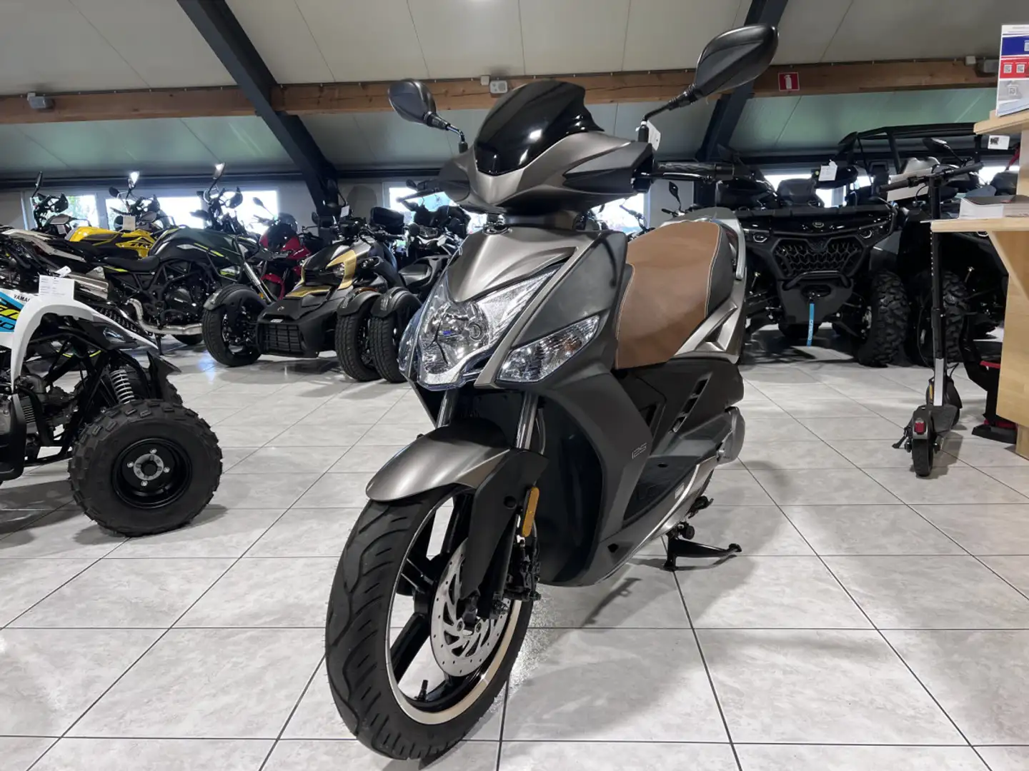 Kymco Agility 125 16+ CBS Bronze - 2