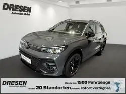 Volkswagen Tiguan 1.5 eTSI DSG R Line Black Style,NAVI,LED