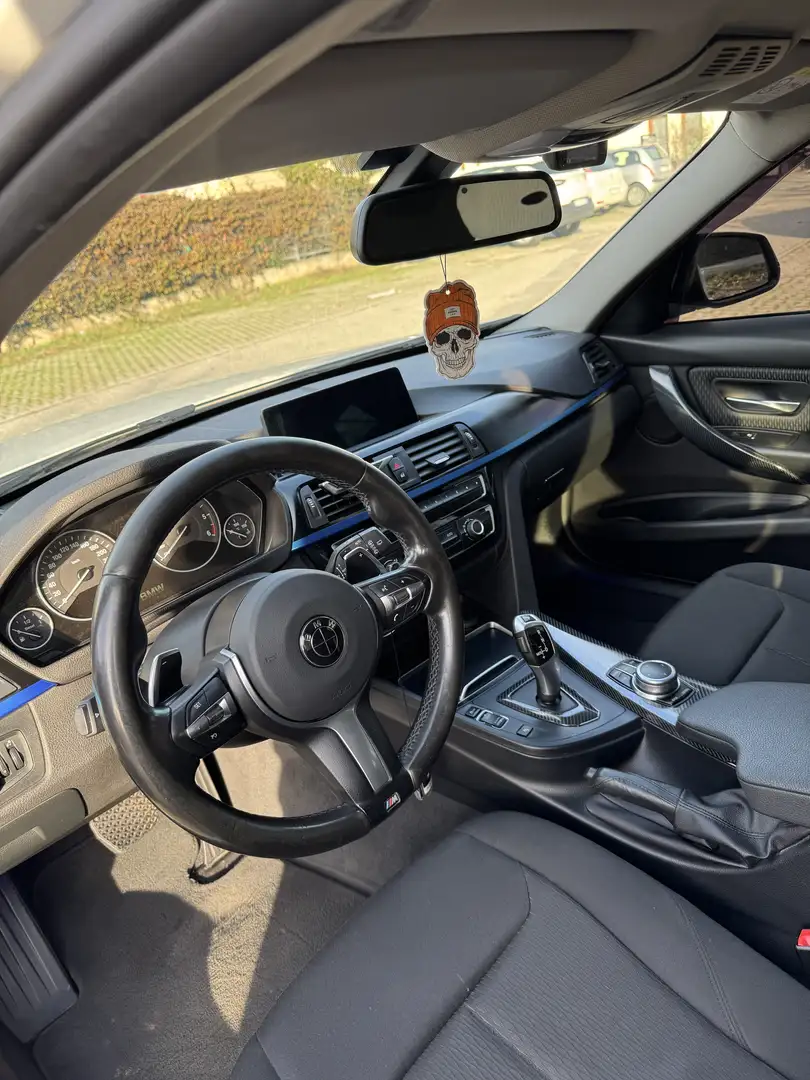 BMW 318 318d Touring Aut. M Sport - 1