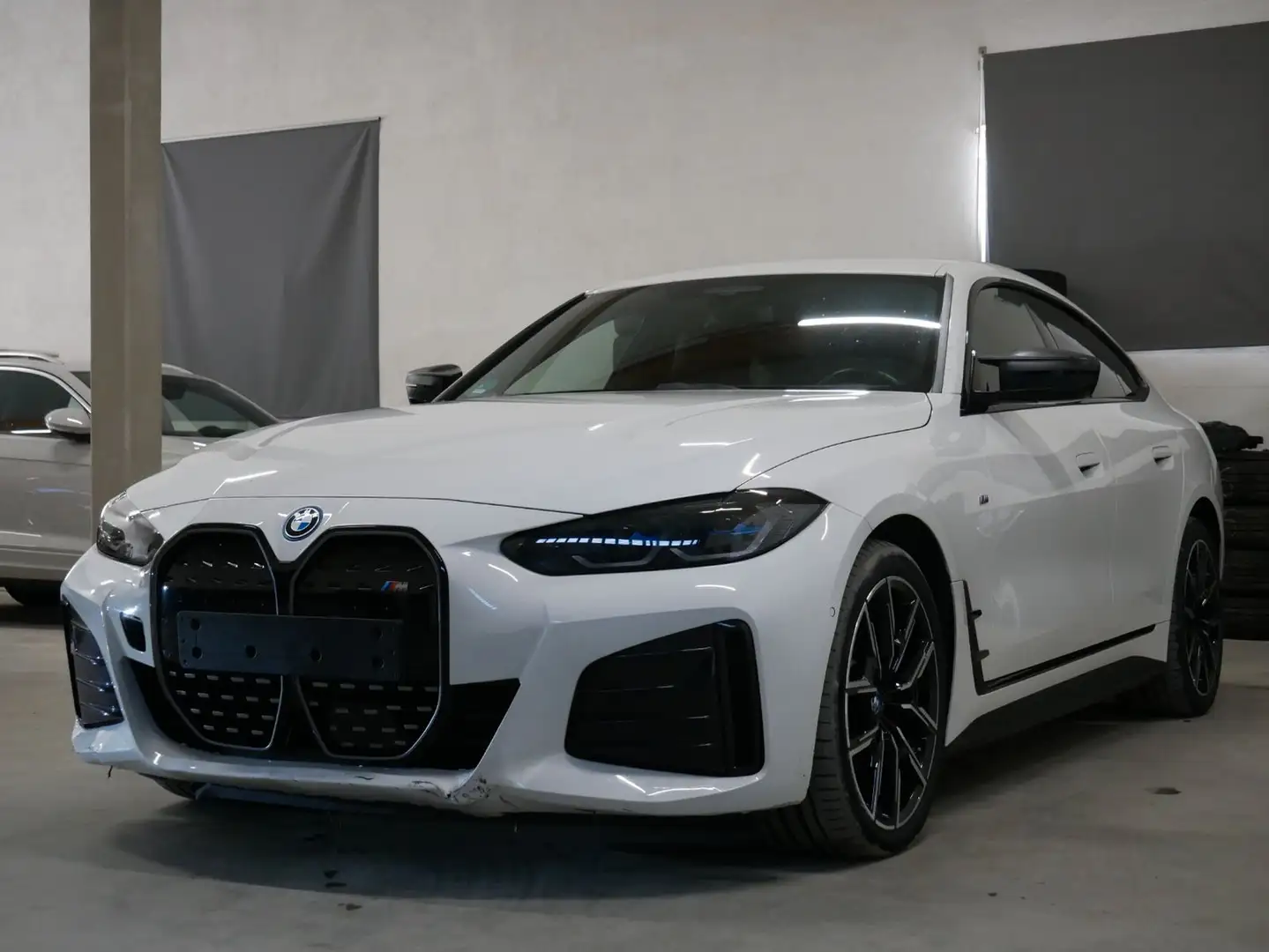 BMW i4 Gran Coupe M50 PRO LASER KAM D-ASS LEDER H&K Weiß - 2