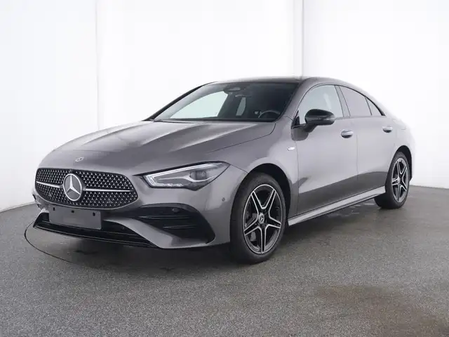 Mercedes-Benz CLA view 2