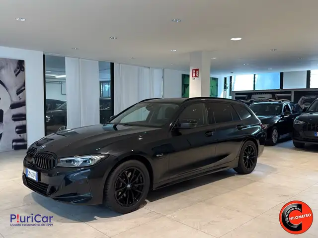 BMW 320 e Plug-In-Hybrid Touring auto Navi FariLED