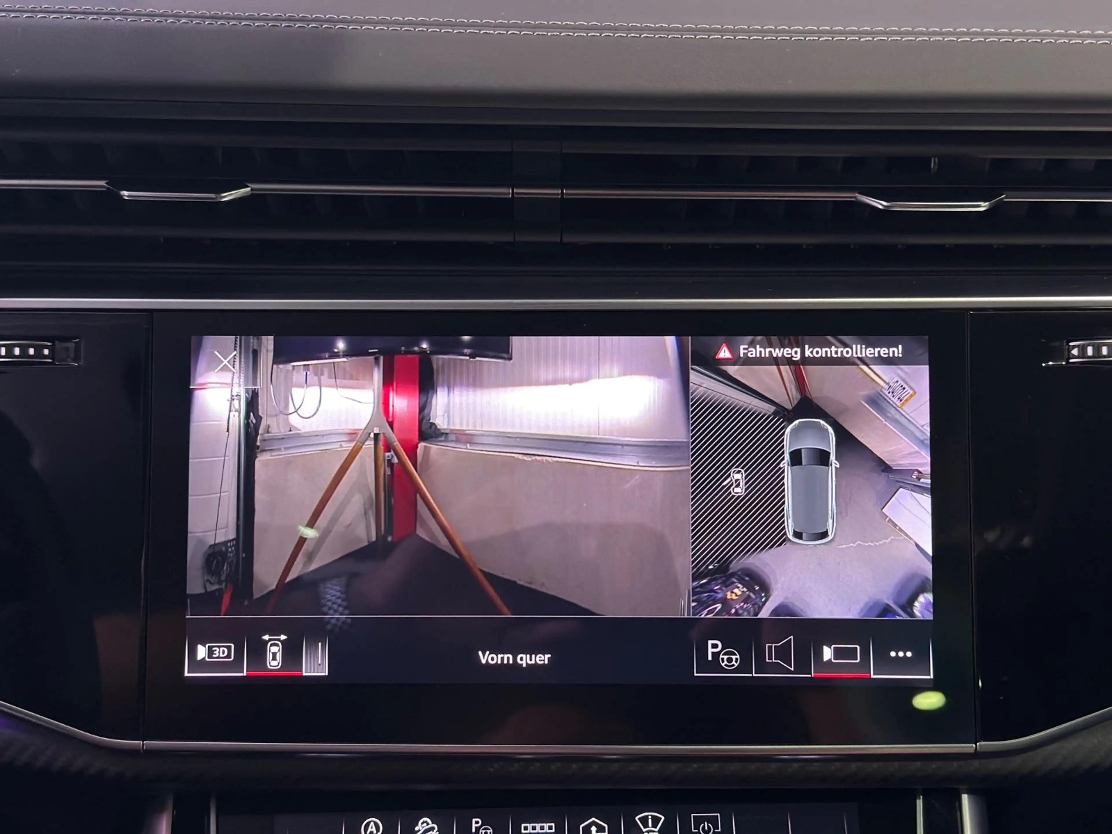 Audi RS Q8 4.0 TFSI quattro*PANO*HEAD-UP* 360°*MEMORY — photo 21