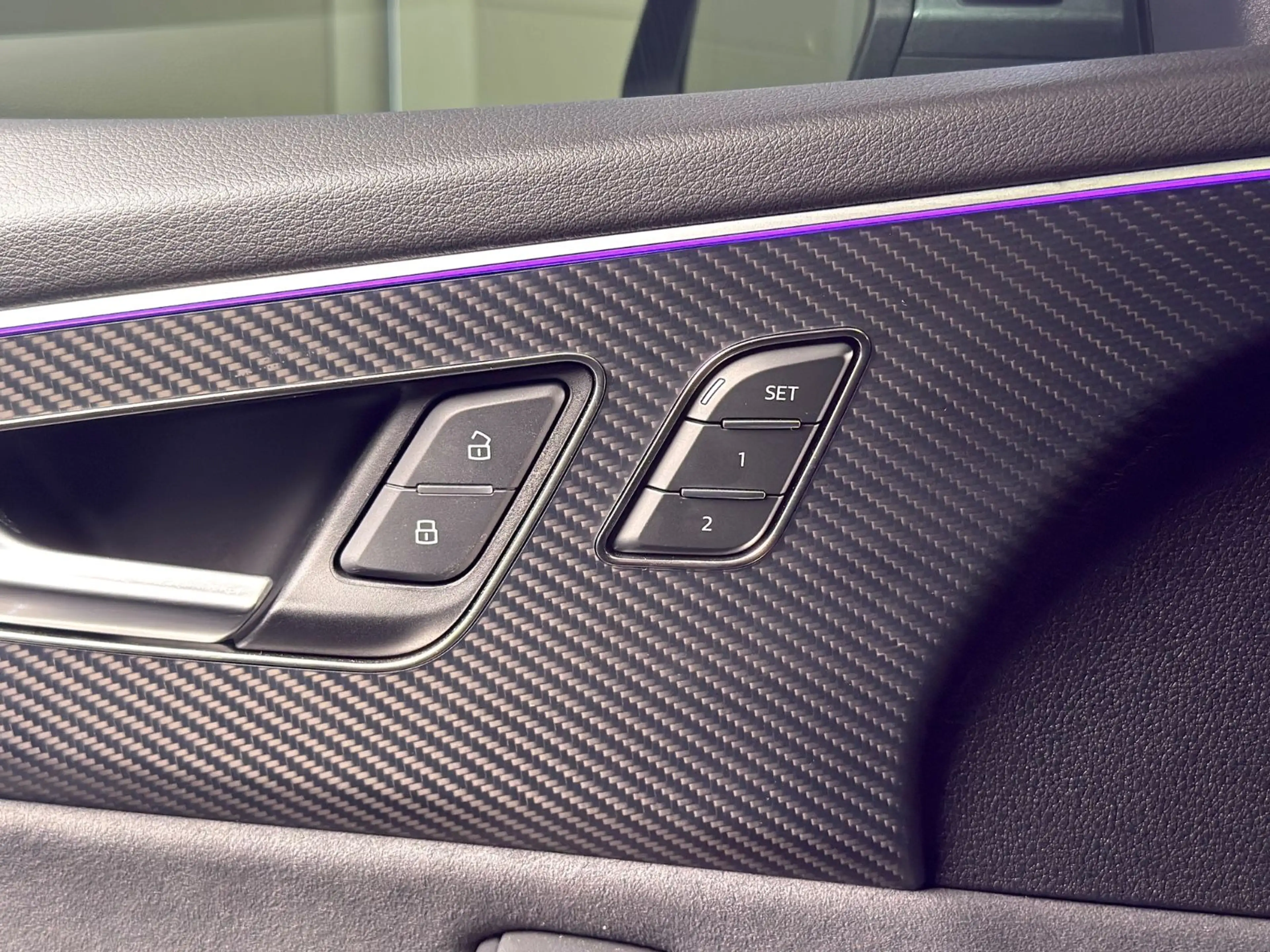 Audi RS Q8 4.0 TFSI quattro*PANO*HEAD-UP* 360°*MEMORY — photo 26