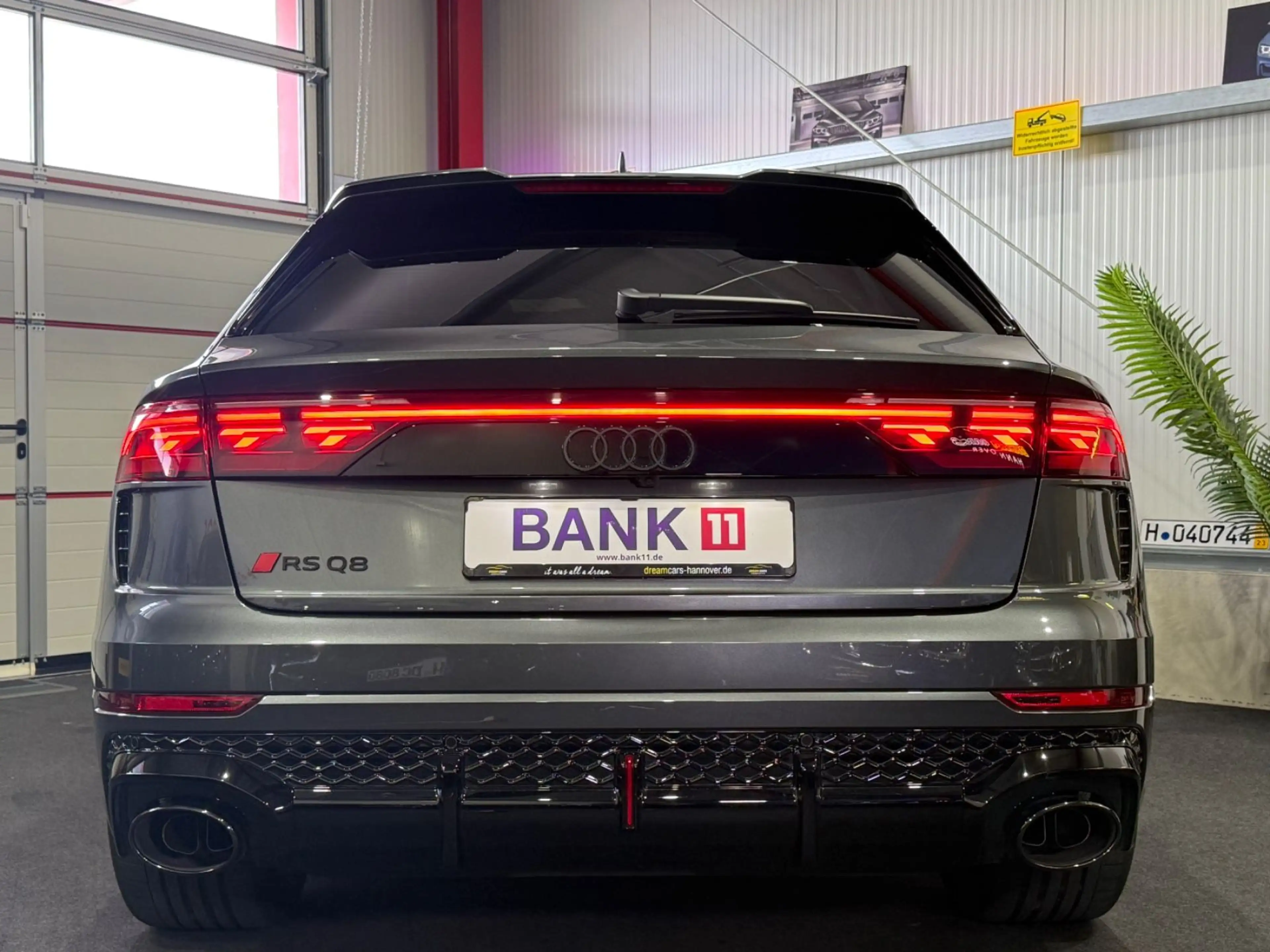 Audi RS Q8 4.0 TFSI quattro*PANO*HEAD-UP* 360°*MEMORY — photo 8