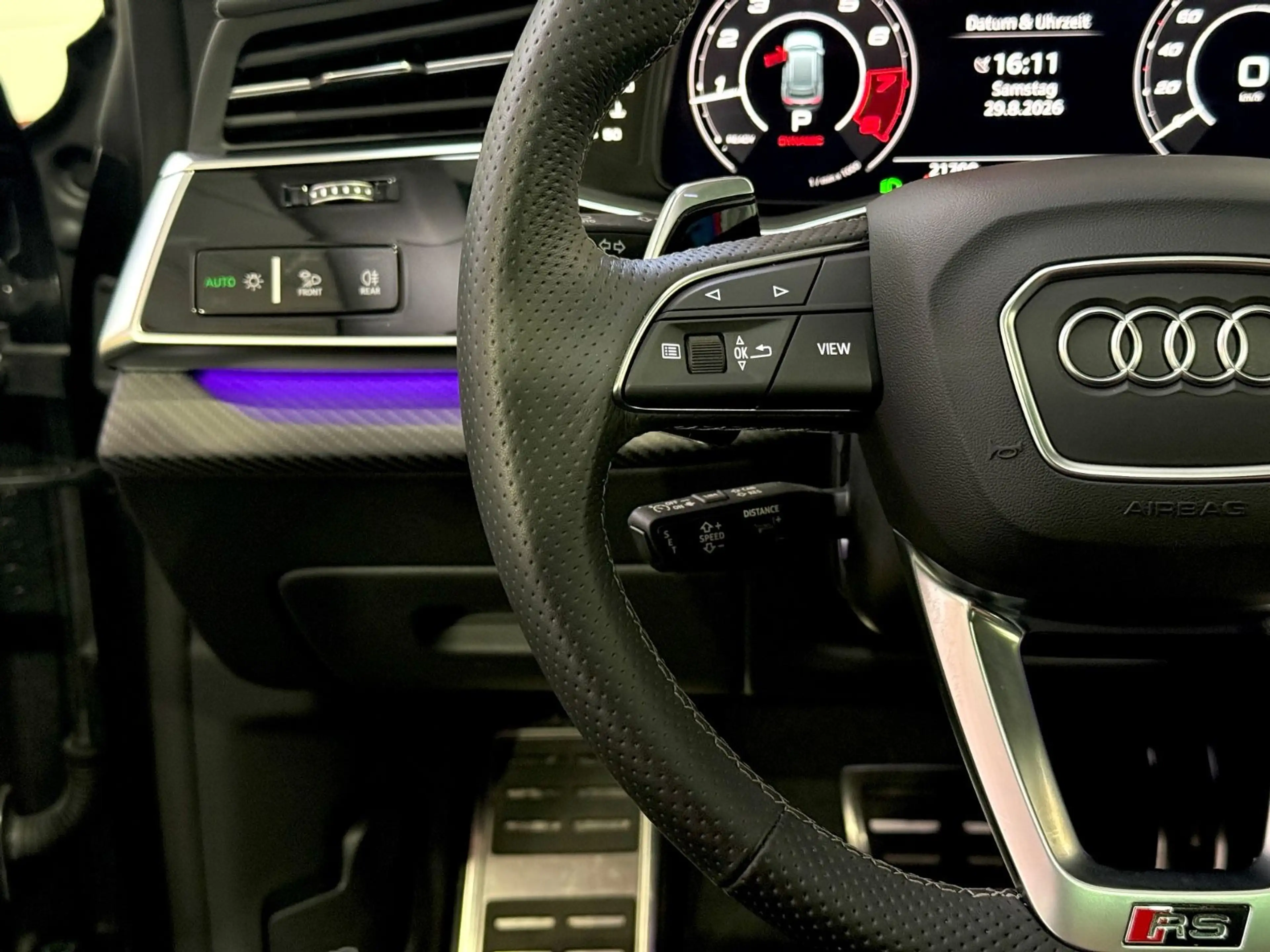 Audi RS Q8 4.0 TFSI quattro*PANO*HEAD-UP* 360°*MEMORY — photo 23