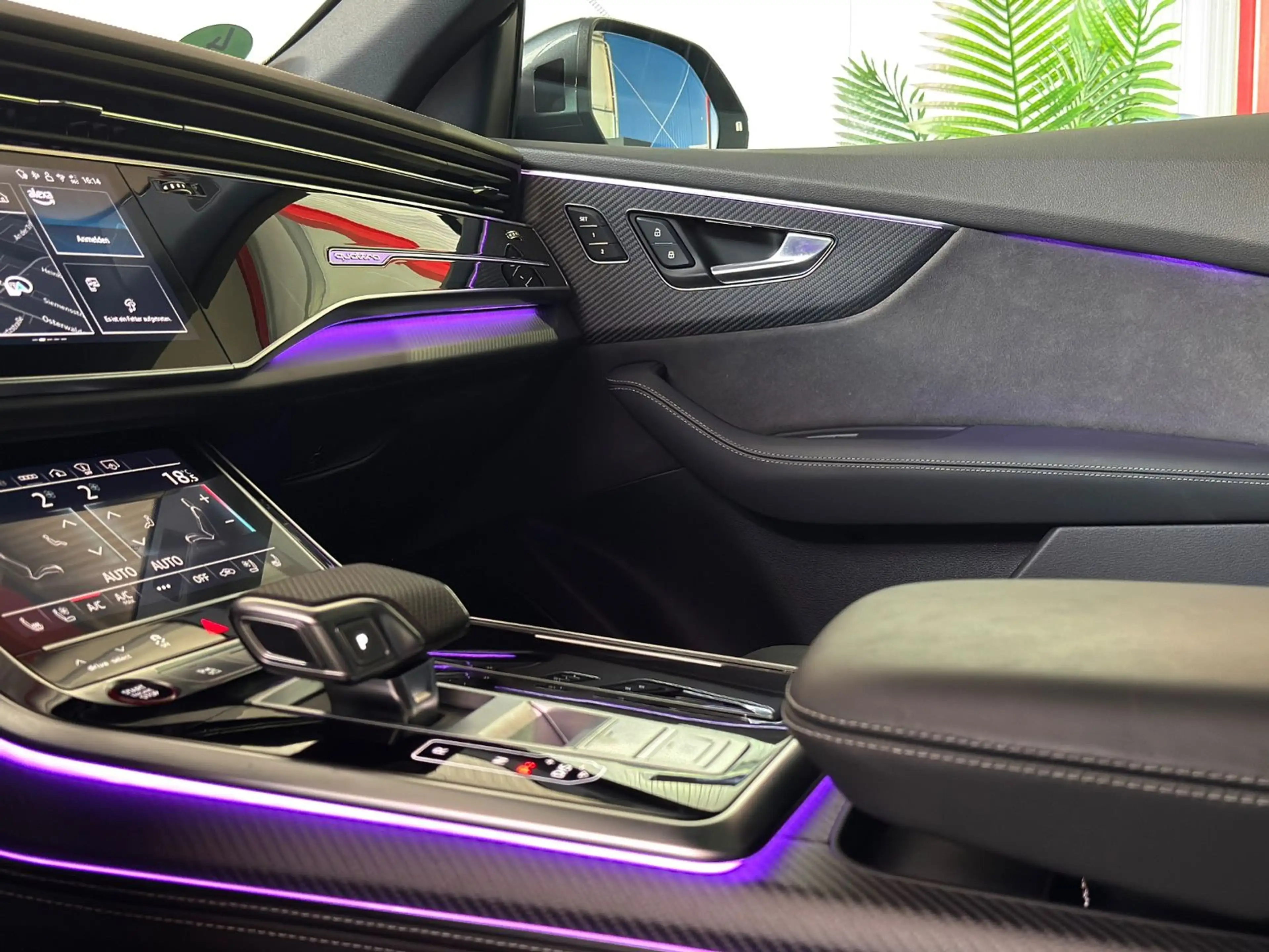 Audi RS Q8 4.0 TFSI quattro*PANO*HEAD-UP* 360°*MEMORY — photo 15