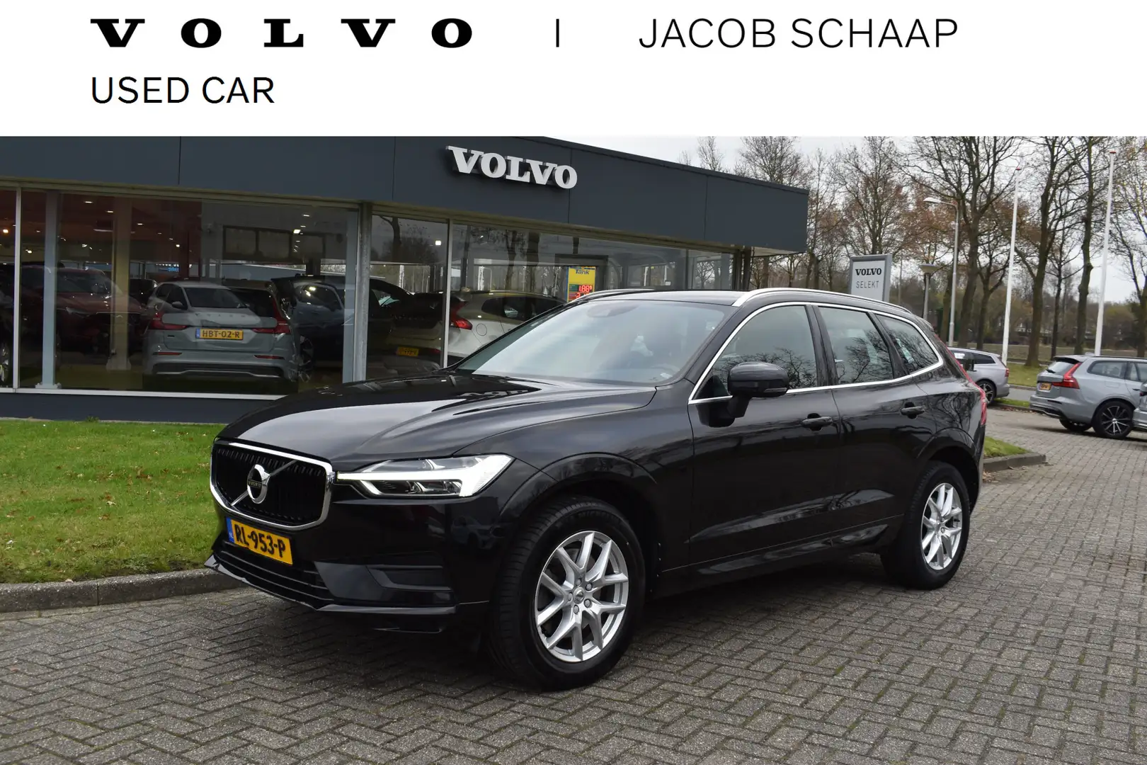 Volvo XC60 D4 190PK Automaat AWD Momentum | Trekhaak | Standk Negro - 1