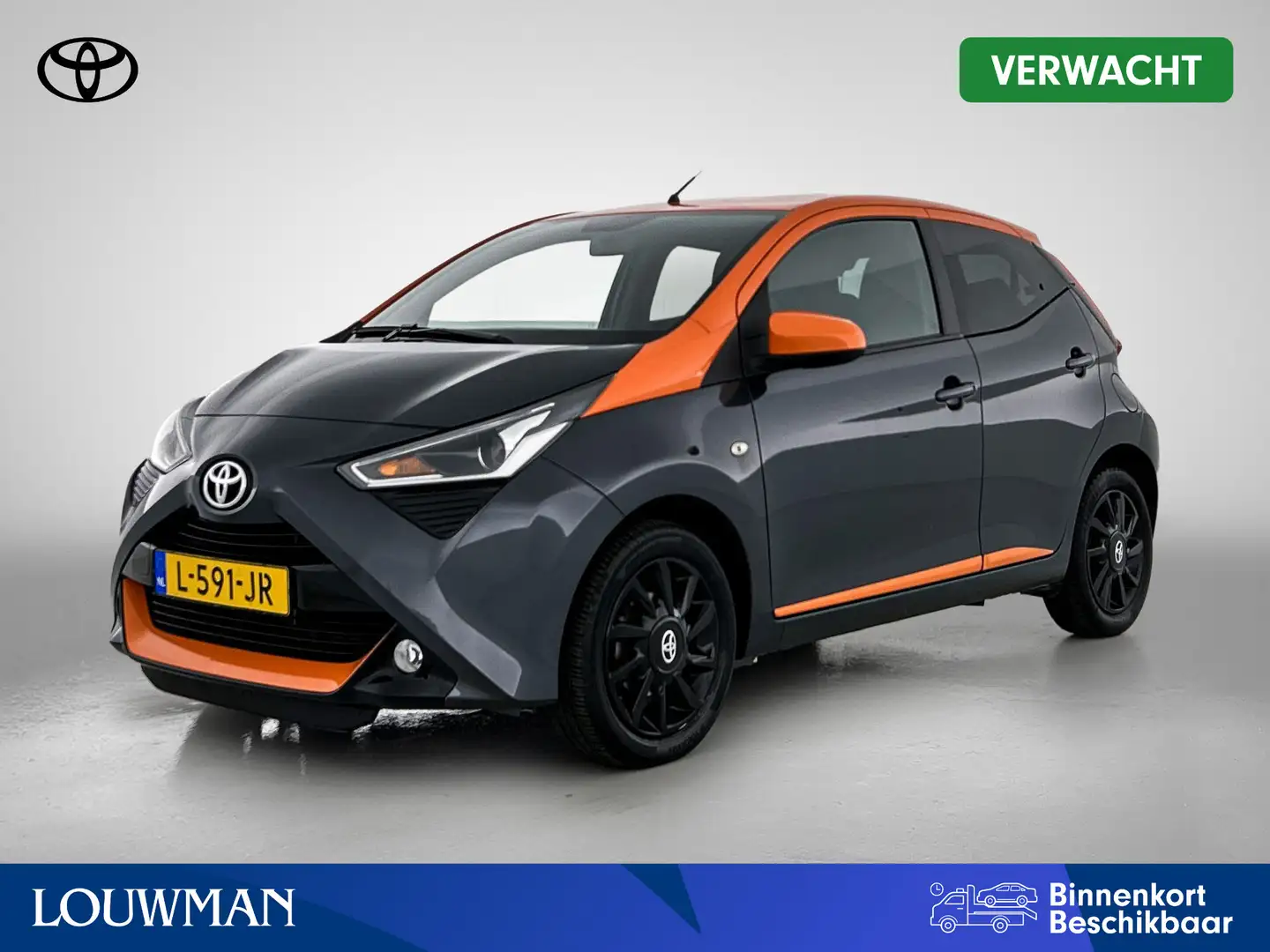 Toyota Aygo 1.0 VVT-i x-JBL | Climate Controle | Camera | Grijs - 1